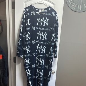 New York Yankees Navy Unisex Onesie